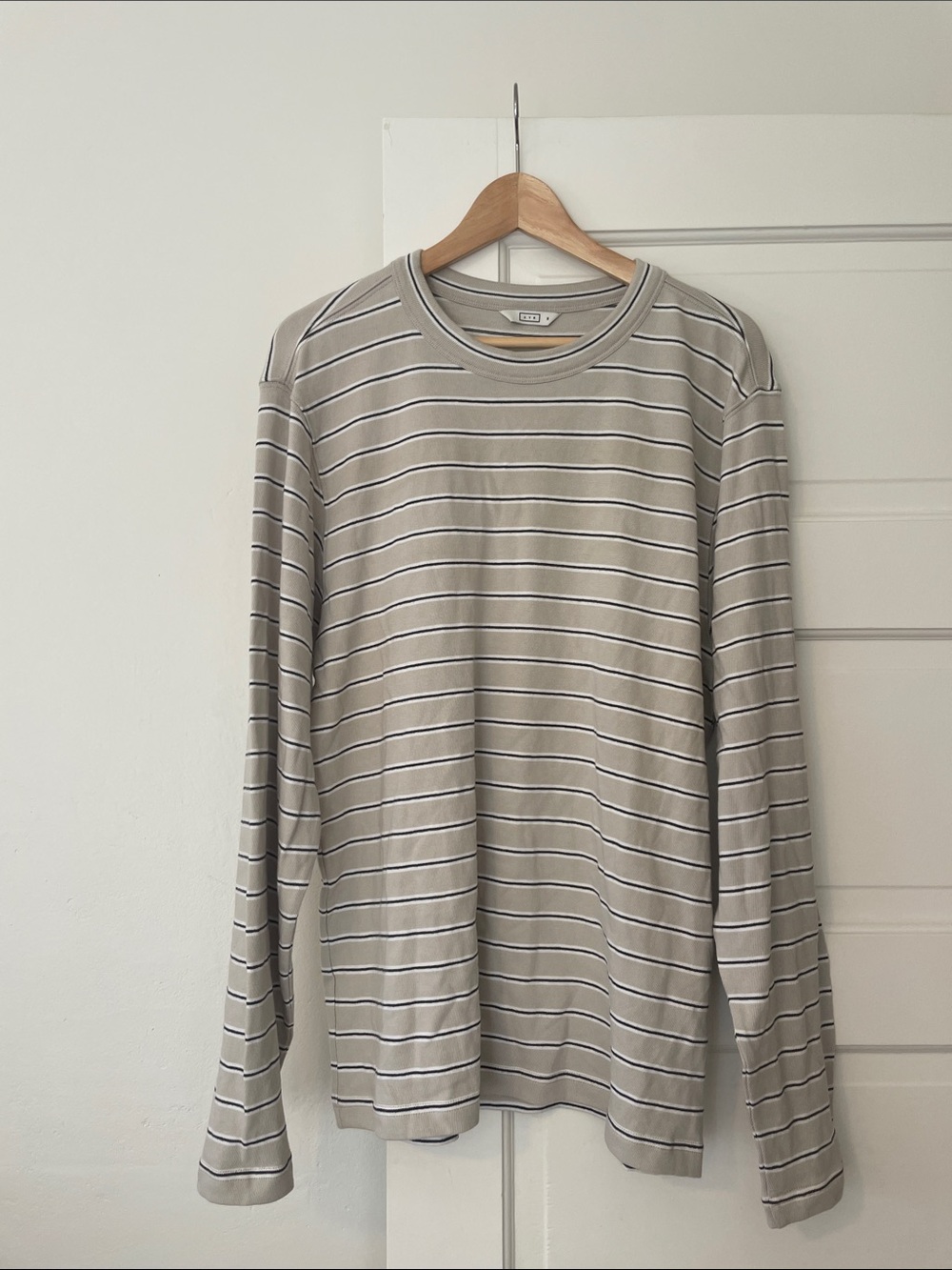 AYR Men’s 100% Cotton Long Sleeve Tee